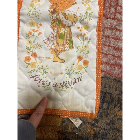 Vintage Holly Hobbie Loves a Stirrin Blender Quilted Cover - Picture 3 of 5